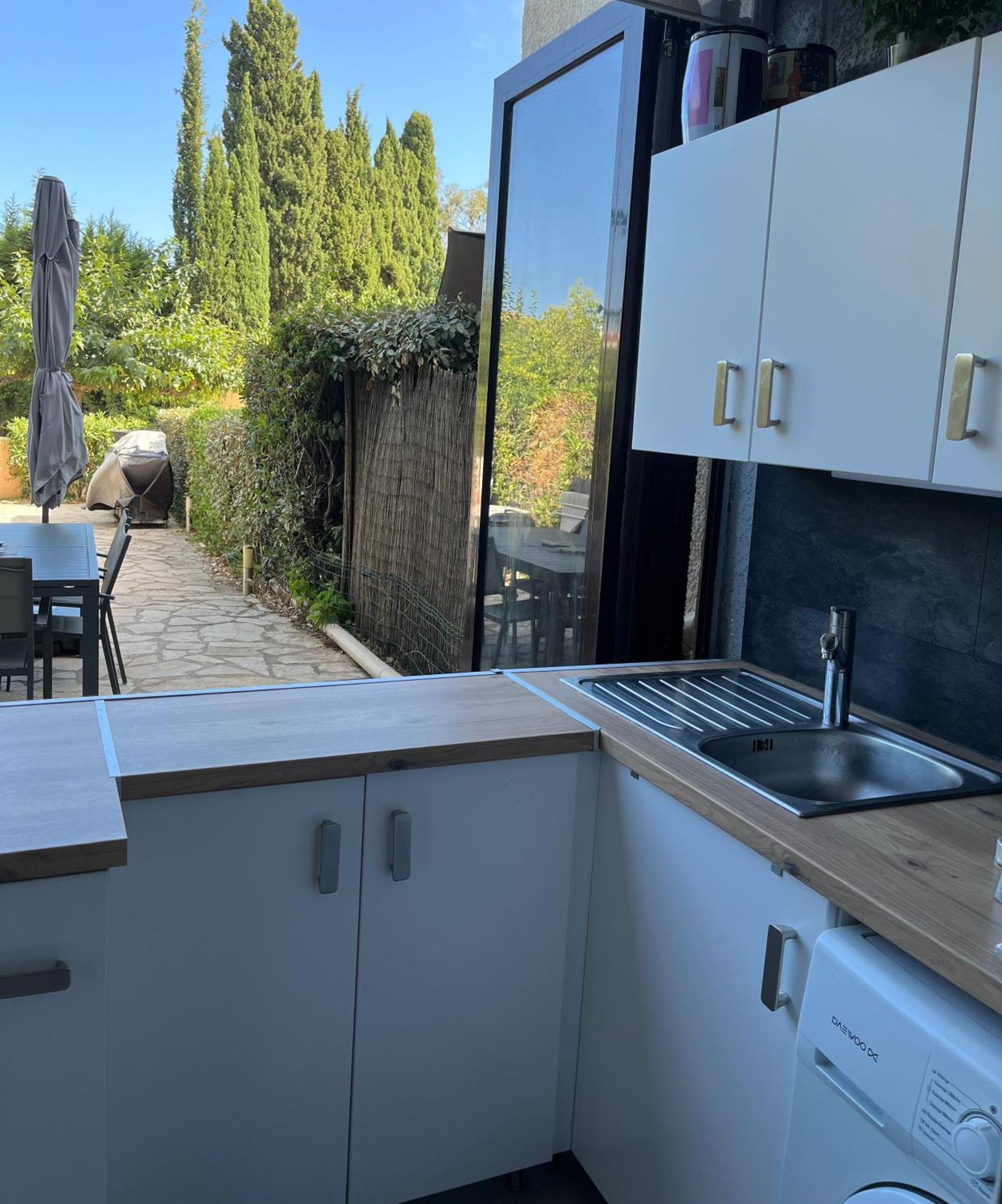 Calme Et Confort En Rez-De-Jardin La Londe-les-Maures Exterior photo